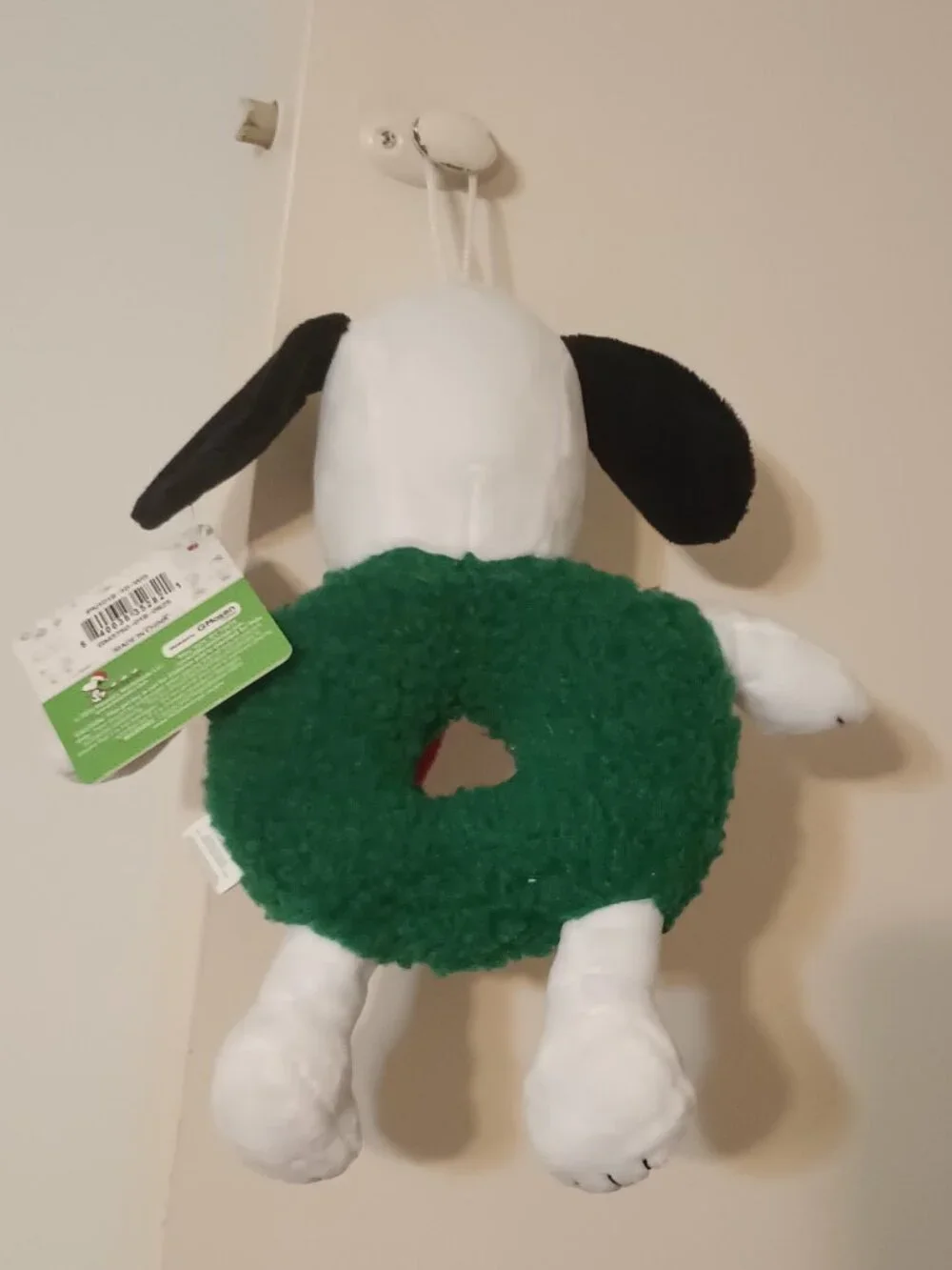 NWT ~ Peanuts Snoopy Wreath Plush Dog Toy With Squeaker, 10 in